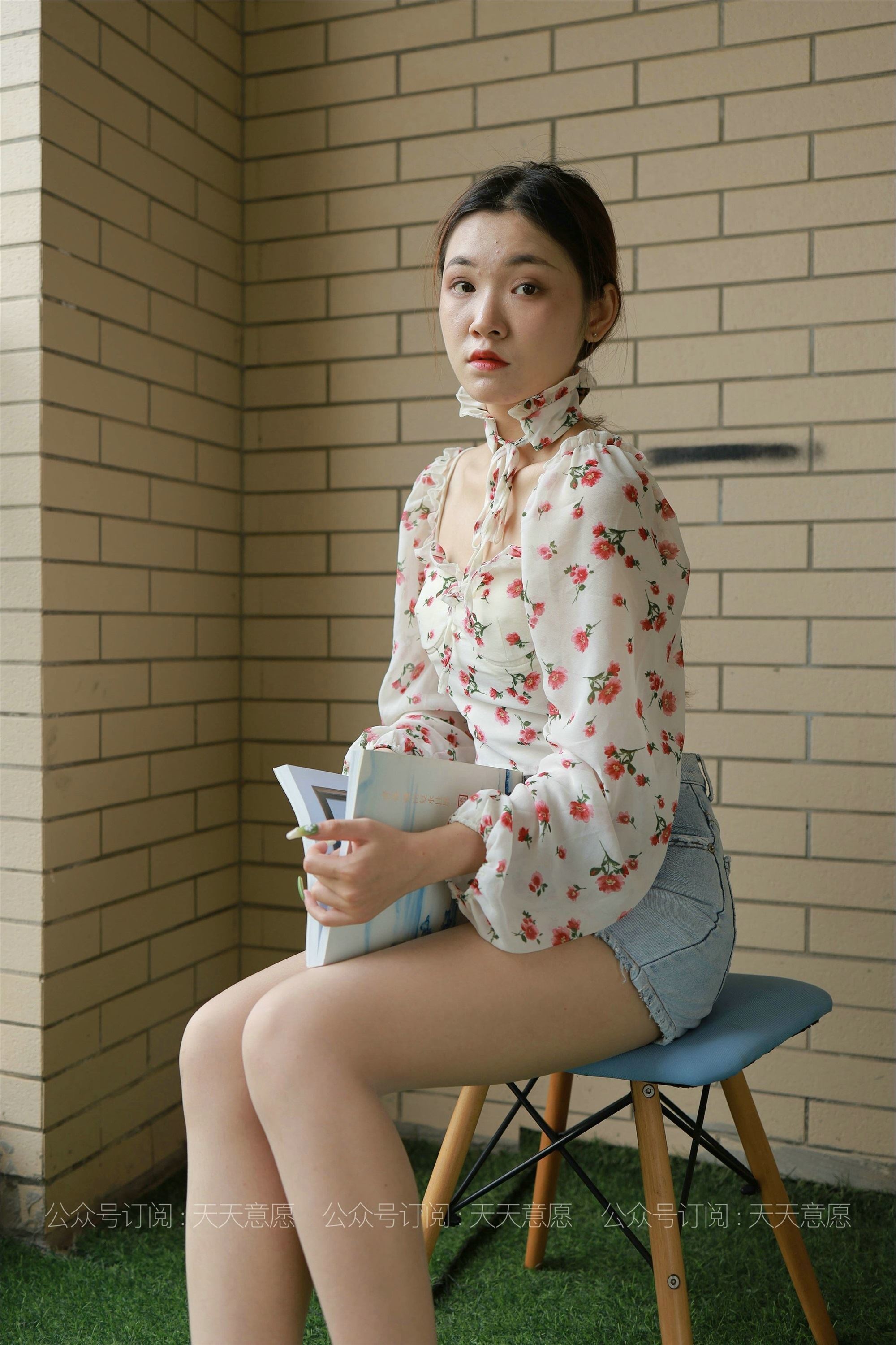 IESS异思趣向  2021.07.03 丝享家850：可可《法式碎花裙》